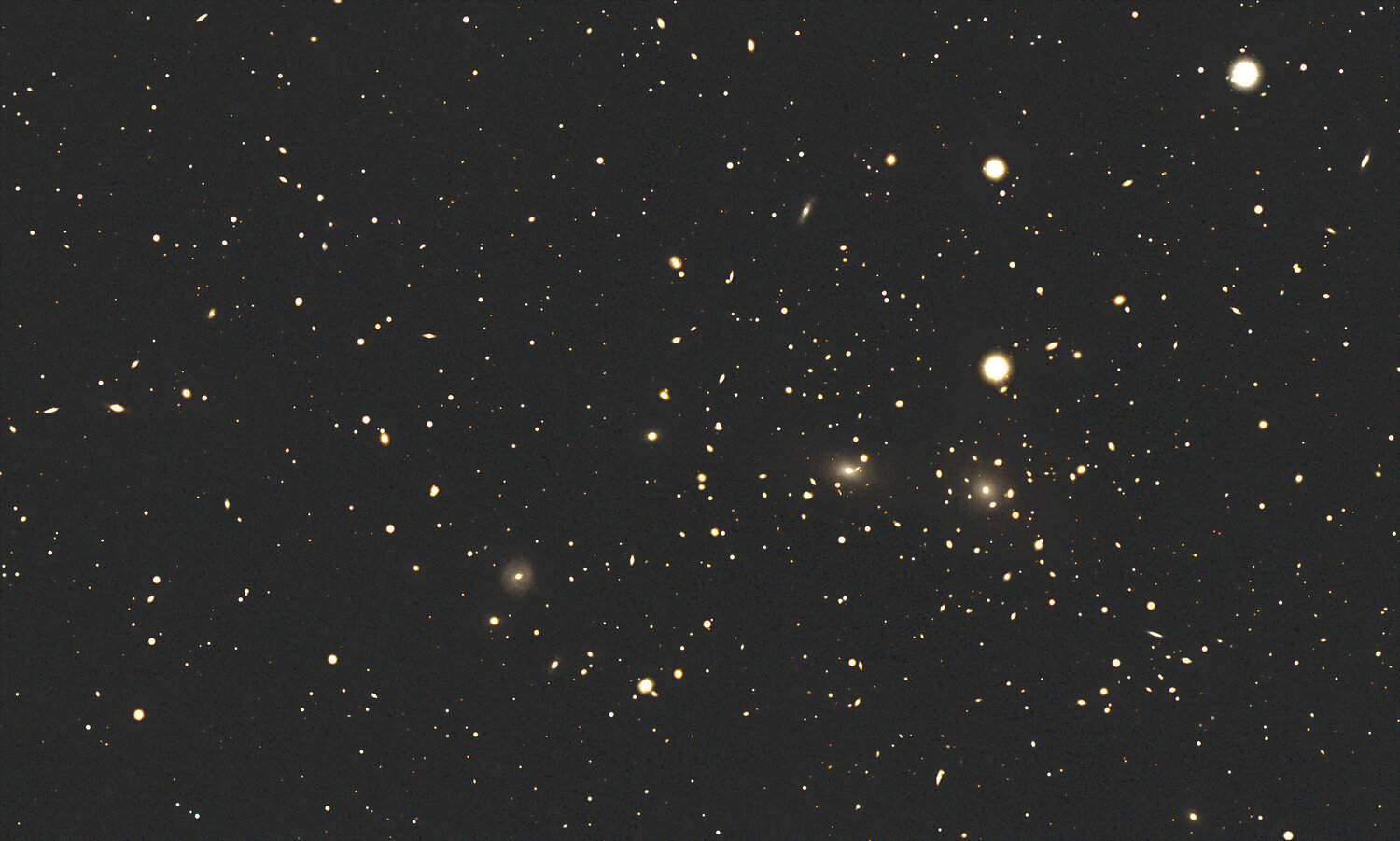 ABELL_1654_SIRIL_LINEAIR_graxpert_denoised_HYSTO_STARLESS_GIMP_2.jpg