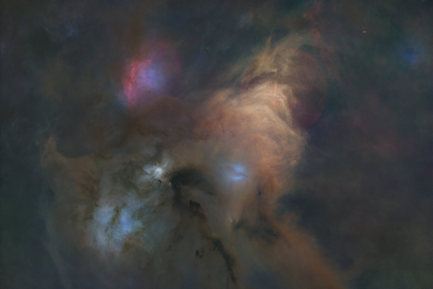 Rho_Ophiuchi_Starless.thumb.jpg.948952d4f5f1bb2eebed05a9b6a25341.jpg