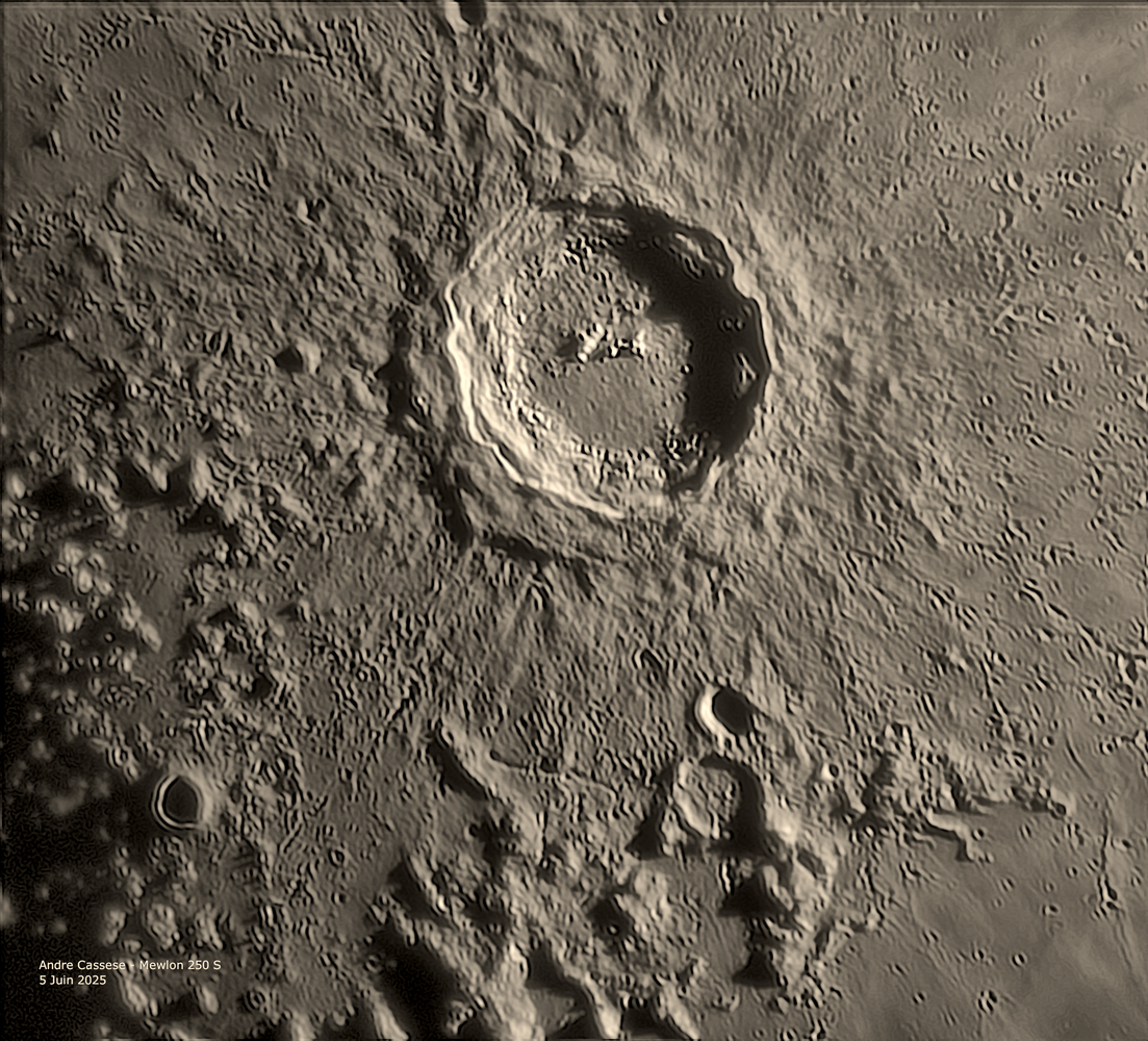 2025-06-05-2048_2-U-IR-Moon__100r_24T_736reg.png