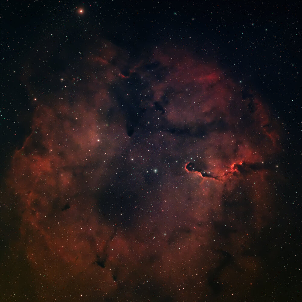 Nebuleuse_IC1396.jpg