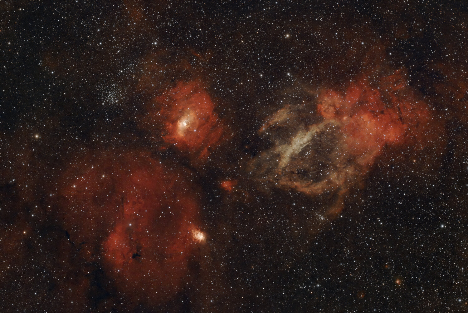 ngc7635_stacked_001.jpg