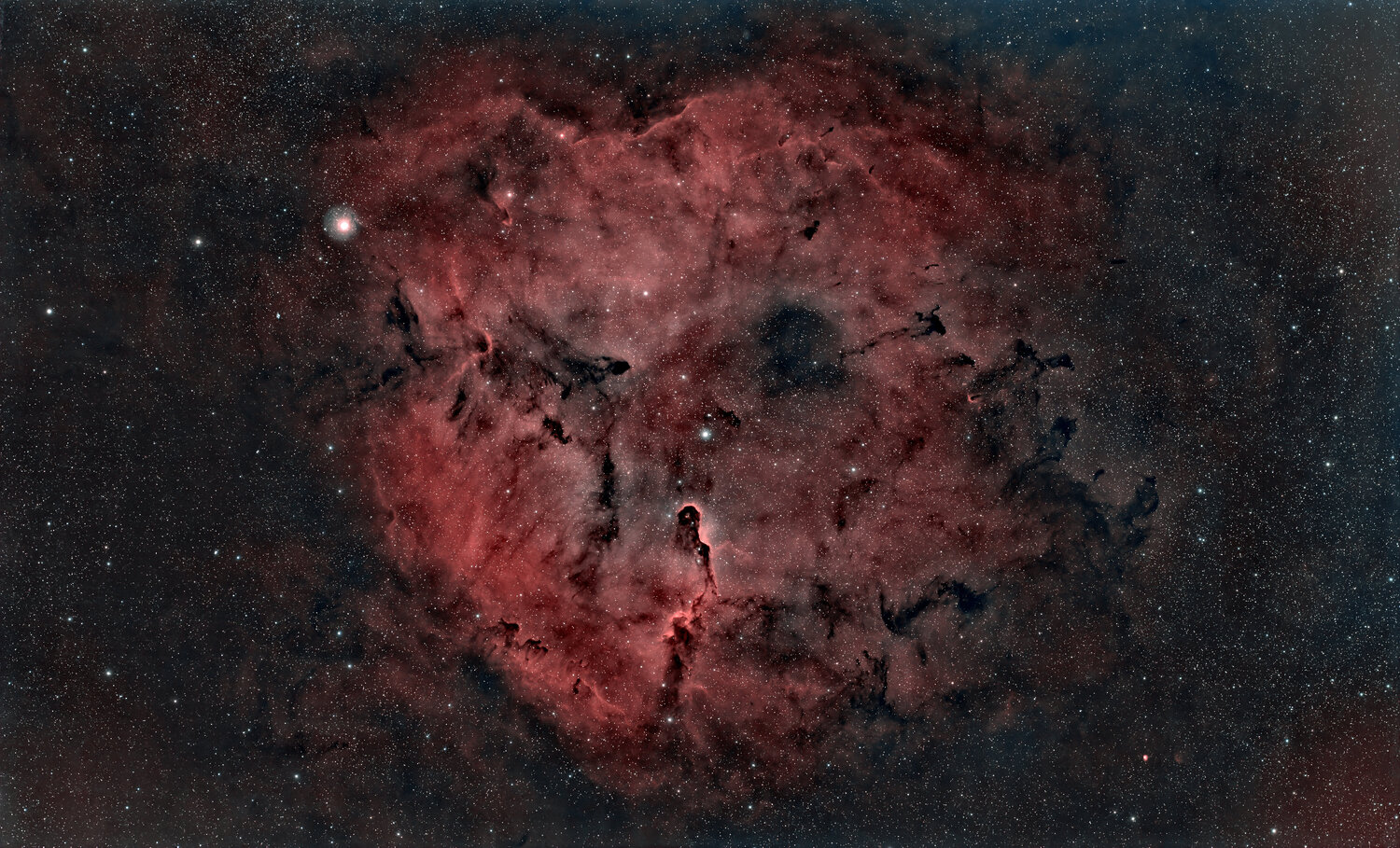 r_es_stacked tra.jpg