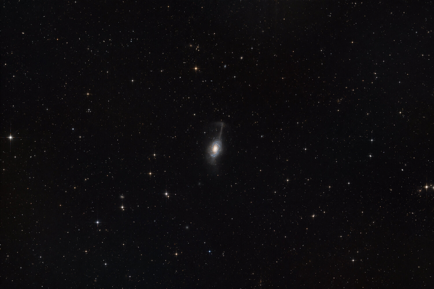 NGC4651Ombrelle44x180s.thumb.jpg.fc738e515a0b977c35484de7a2103146.jpg