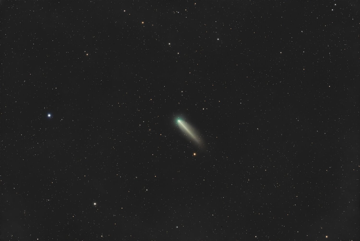 Comet220P-McNaught.thumb.jpg.628bb59199a7bd309f9e2855ff3a0fc1.jpg
