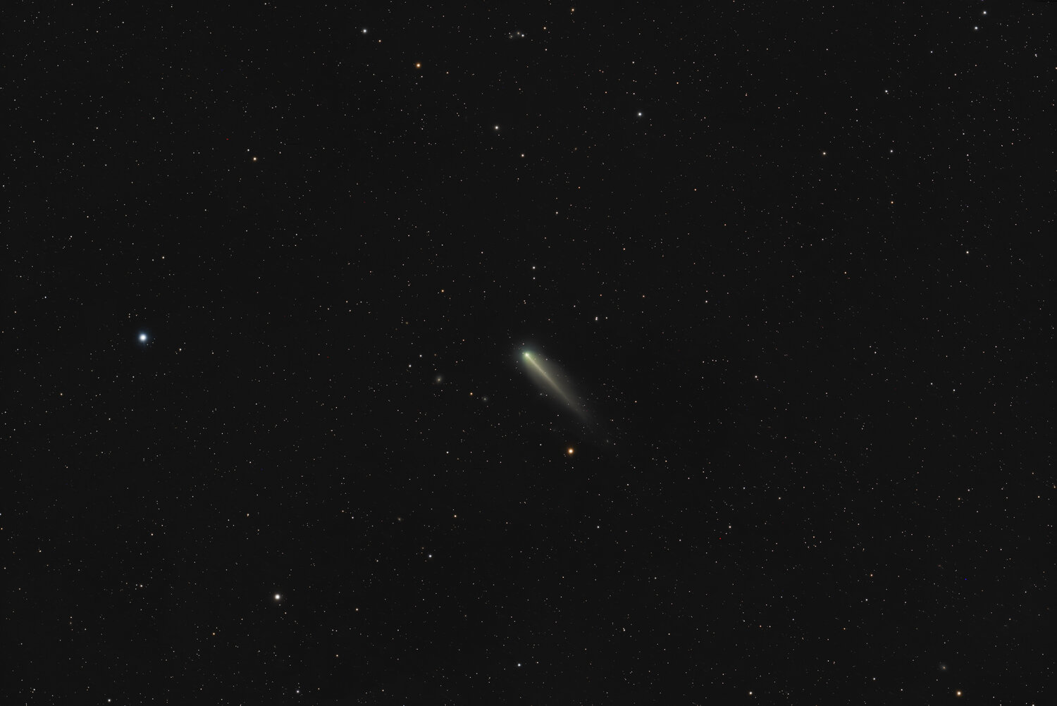 Comet220P-McNaughtaligne.thumb.jpg.bc8c092457c9e1b53177c4063f12873f.jpg
