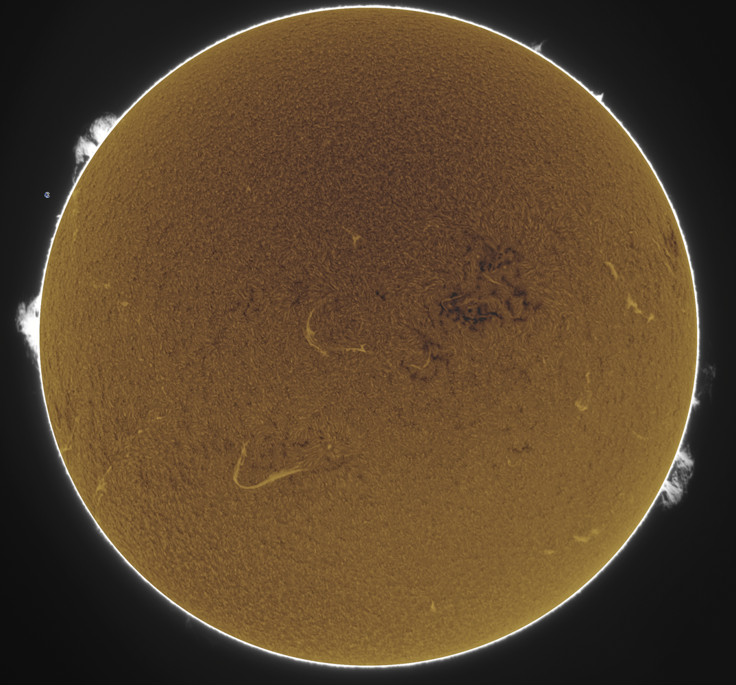 Fusion01-2026-10-08-0939_7-U-G-Sun_Halpha_ZWOASI585MM_Gain200_Exposure4.7ms_Gamma60_25_Surface_20_Sharp28_B46.0_C0.5_S1_N1_SUN_INV.thumb.png.06465992fcc030e0d8148103c3f09193.png