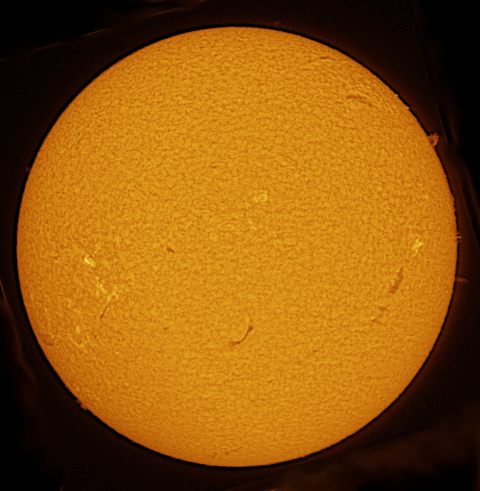 Sun_20261003_114814_Halpha_ZWO ASI678MM_AS4_REG6_STB.jpg